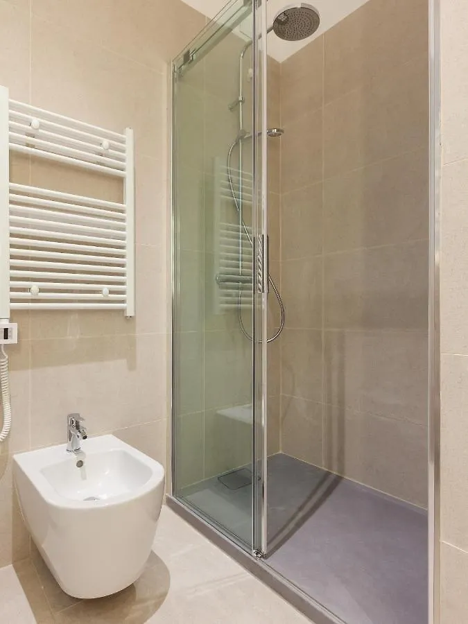 Apartment Easyhomes-Solera Milan