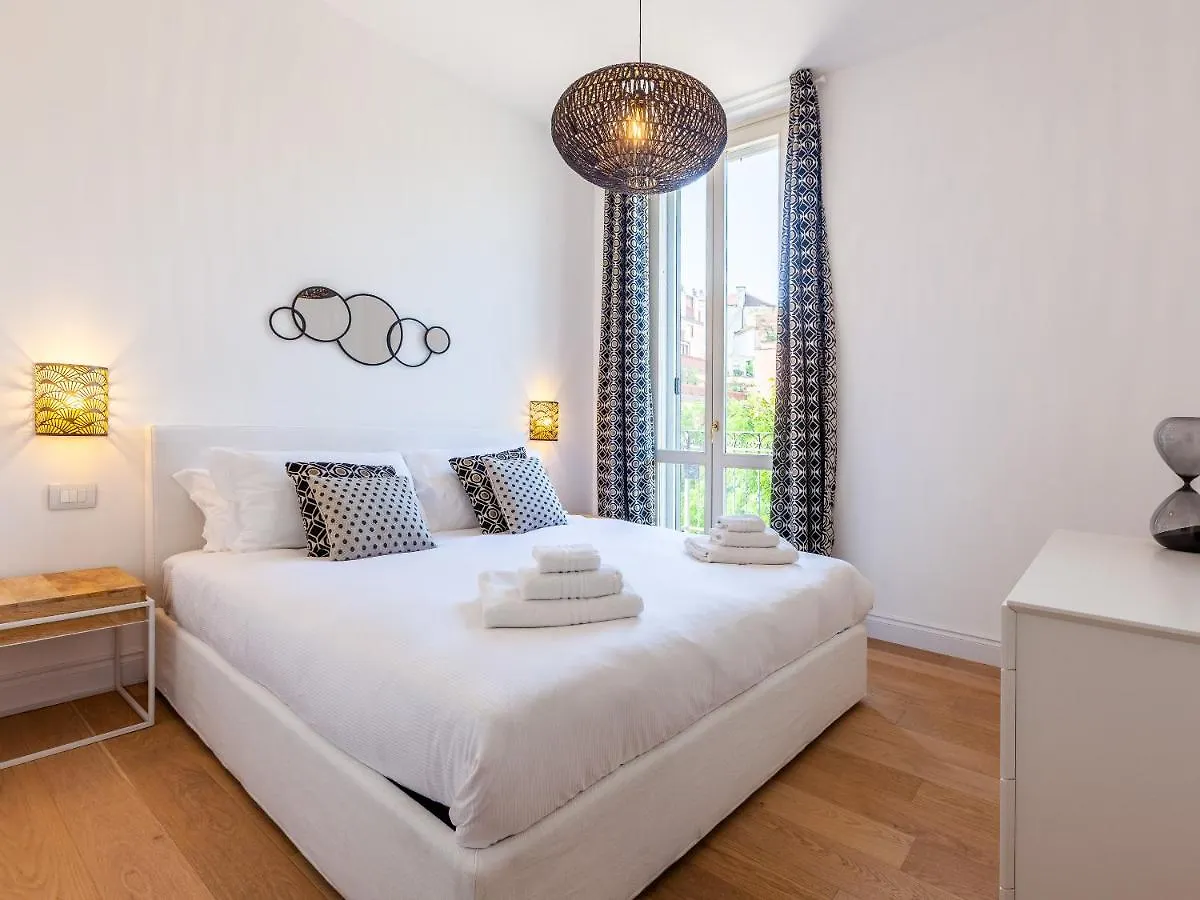 Easyhomes-Solera Milan