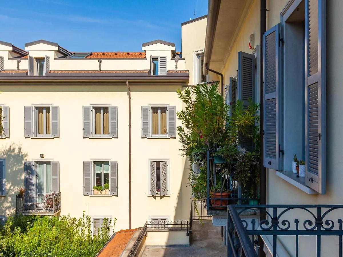 Apartment Easyhomes-Solera Milan
