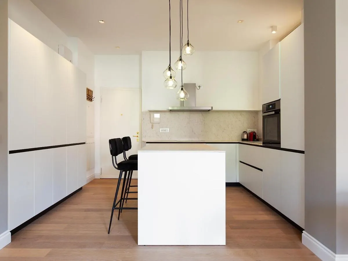 Apartment Easyhomes-Solera Milan