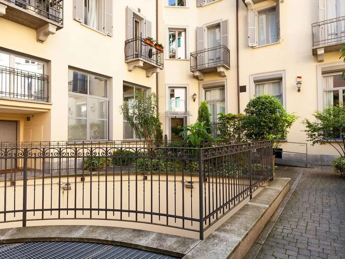 Apartment Easyhomes-Solera Milan