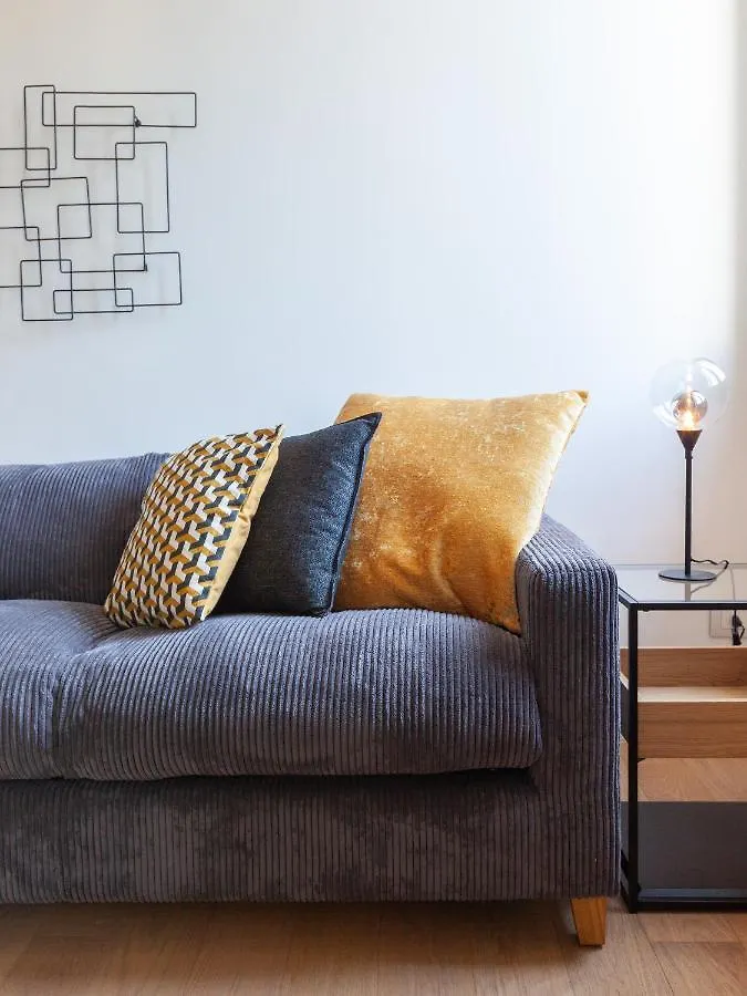 Apartment Easyhomes-Solera Milan Italy