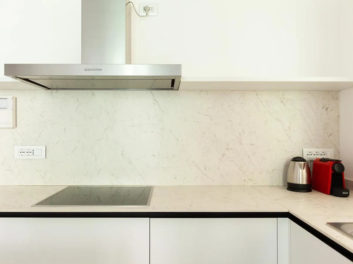 Easyhomes-Solera Milan